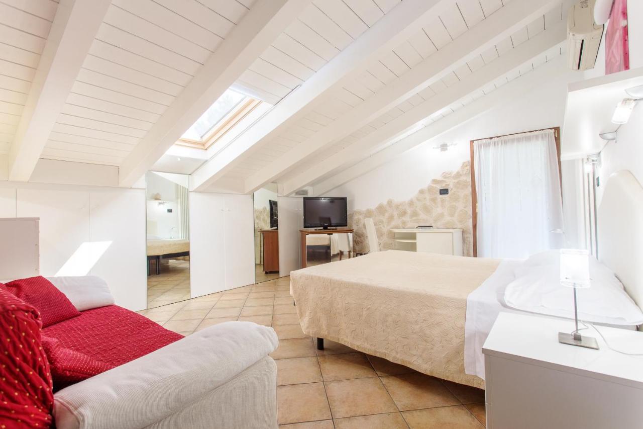 Hotel Flora Milano Marittima Zewnętrze zdjęcie